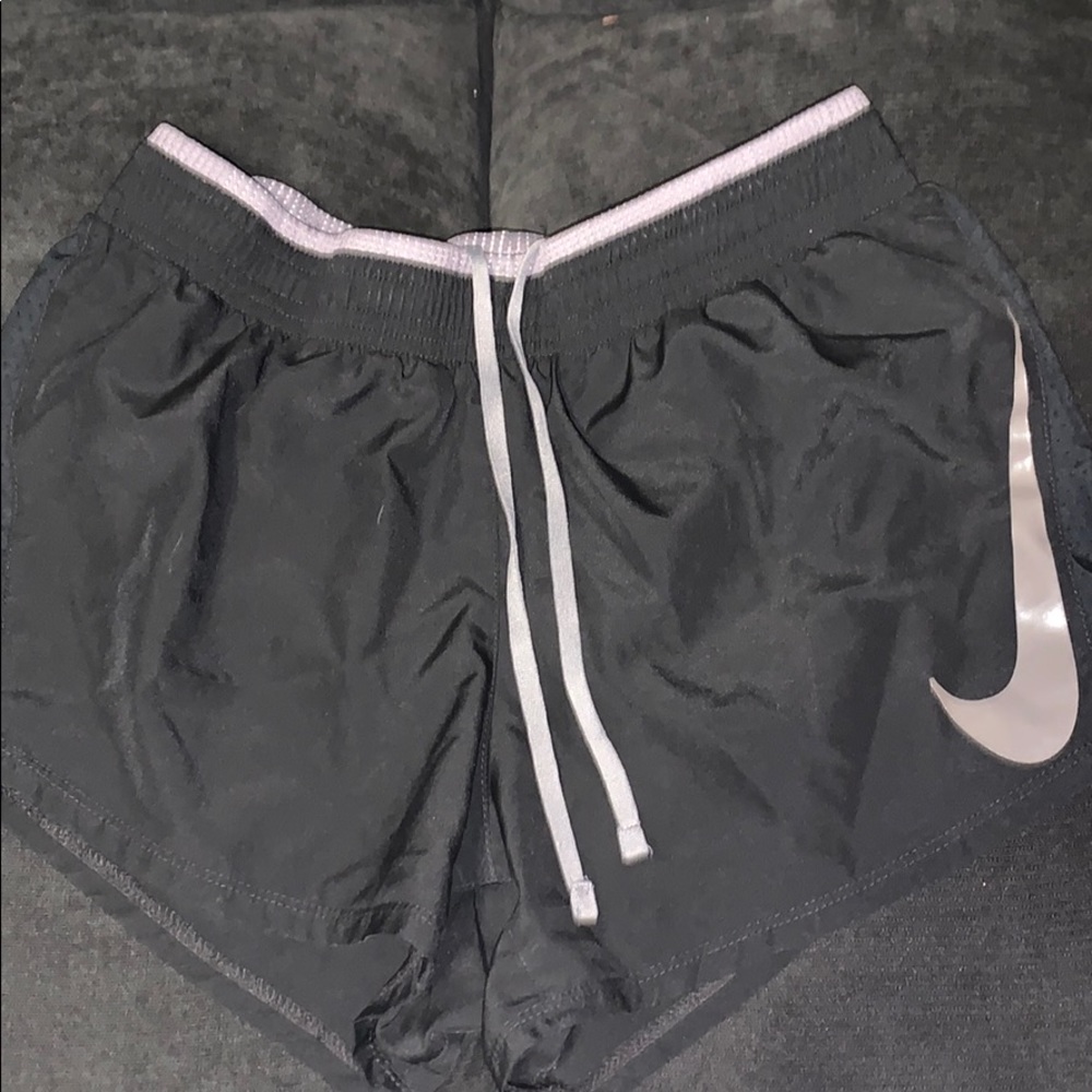 black nike shorts